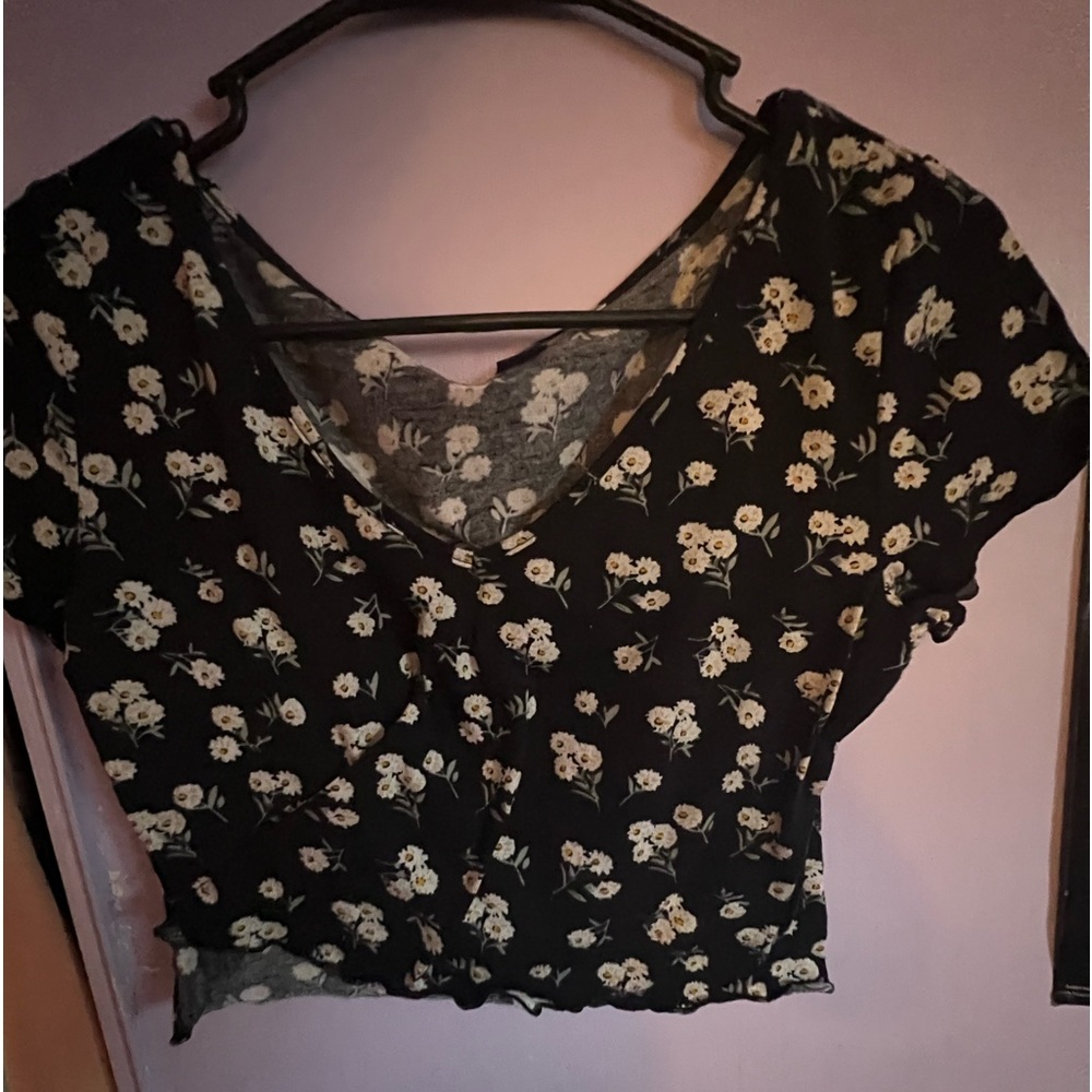 Black shirt w flowers